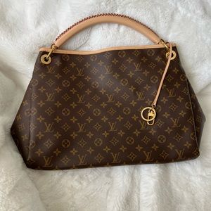 ensacar artsy louis vuitton